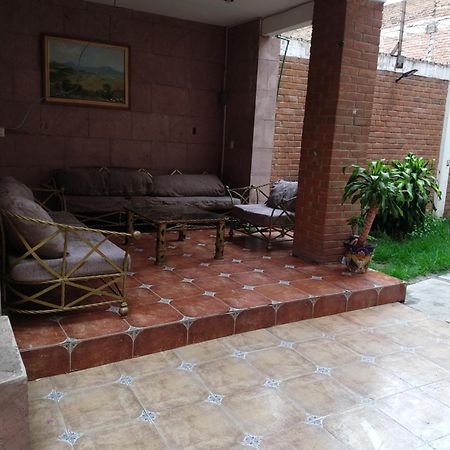 Hotel Alameda Maravatío Extérieur photo