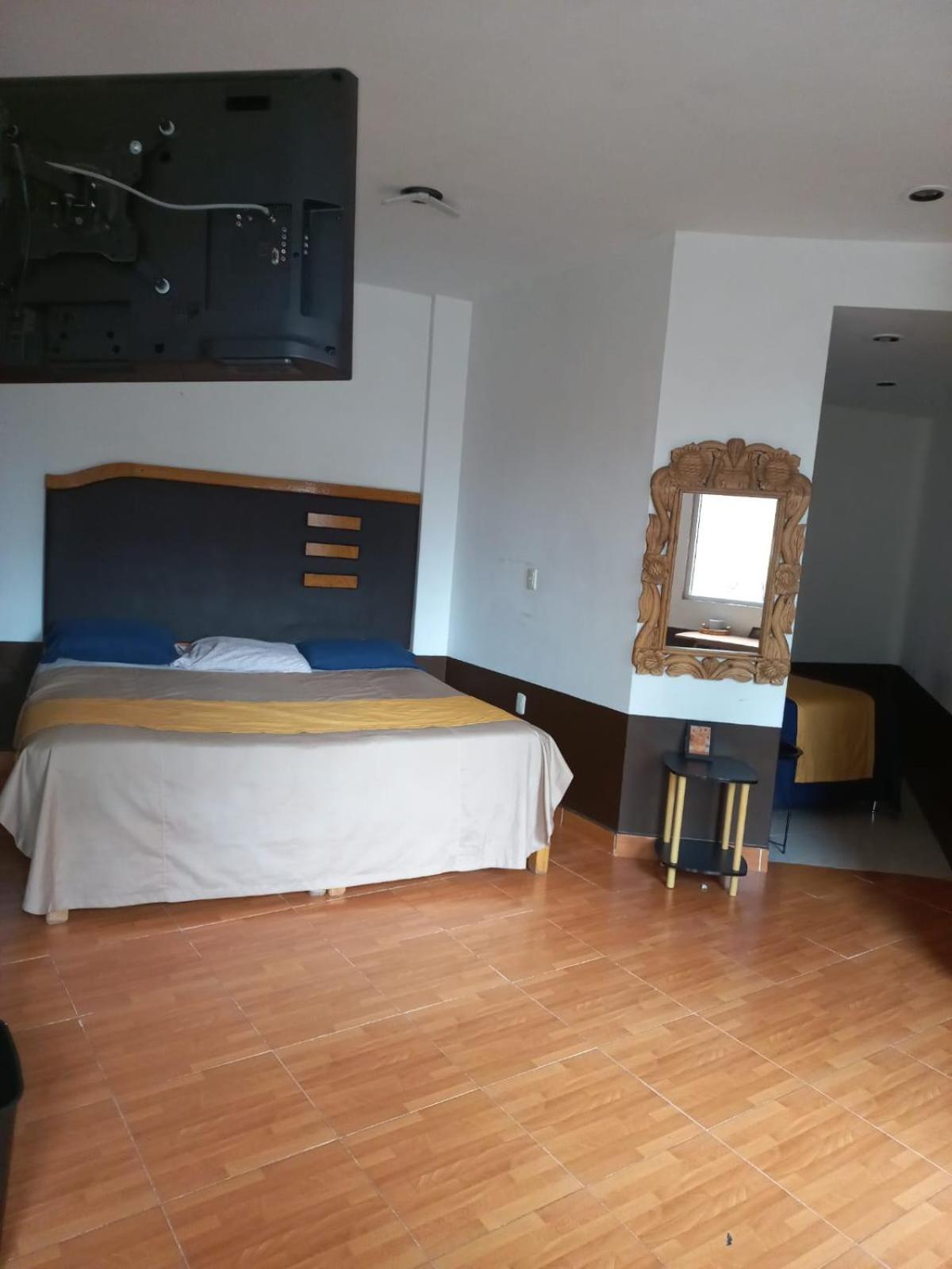 Hotel Alameda Maravatío Extérieur photo